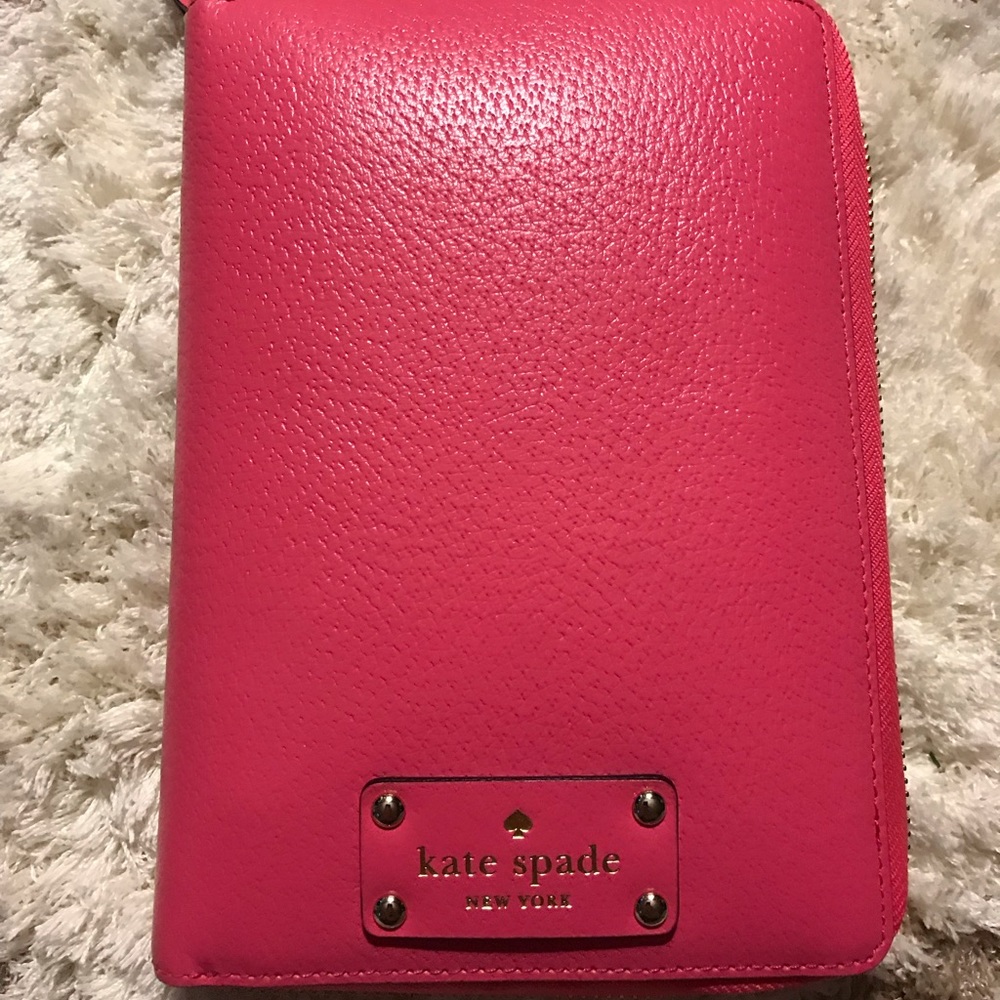 Kate spade Wellesley limited edition fuchsia